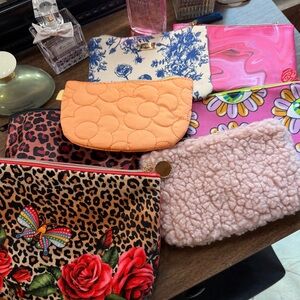 Colorful Patterned Clutch Set